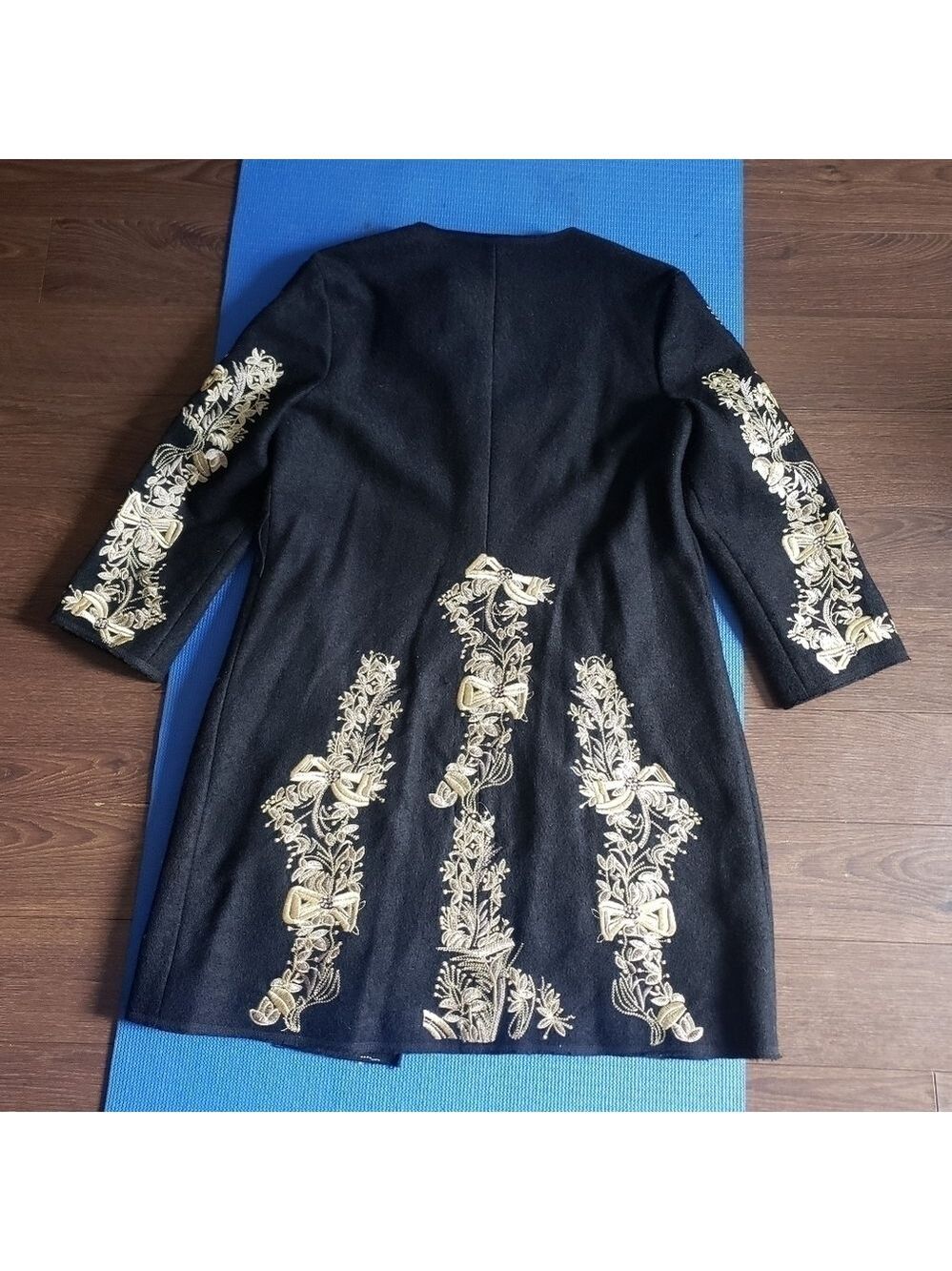 Embroidery Wool Coat - Picture 10 of 16